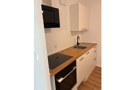 Studies Aufgepasst! Frisch renovierte 2-Zi-Whg mit Balkon & EBK - Magdeburg Großer Silberberg