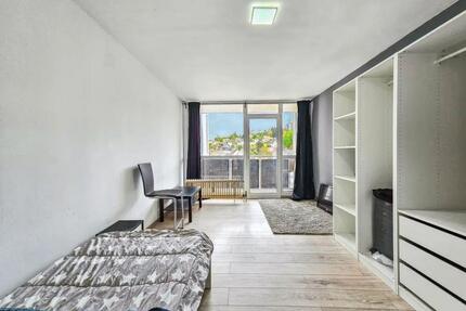 Möbliertes Zimmer (22 m²) mit großem Balkon in WG zu vermieten - Stolberg (Rheinland)