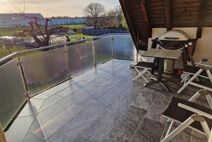 Helle 3 Zimmer Wohnung mit Balkon in Vettweiß - Zülpich