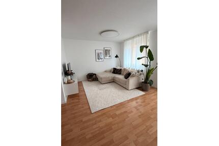 3,5 Zimmer Wohnung, Einbauküche, 2 Balkone - Heilbronn Horkheim