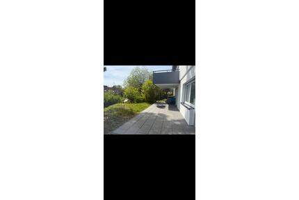 Moderne 2 - Zimmer EG-Wohnung mit Garten in Stuttgart-Möhringen