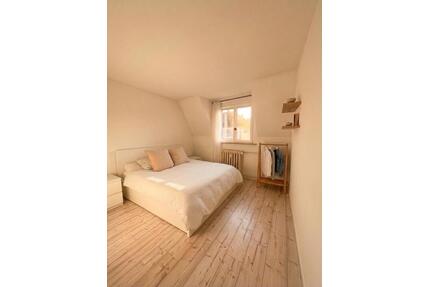 zentrale, gepflegte 3-Zimmer Wohnung am beliebten Hölderlinplatz - Stuttgart Stuttgart-Süd