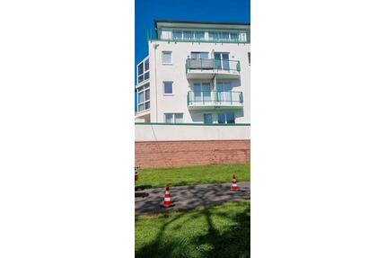2 Zimmer Wohnung mit Mainblick - 1.200,00&nbsp;EUR Kaltmiete, ca.&nbsp; 73,00&nbsp;m&sup2; in Seligenstadt (PLZ: 63500)