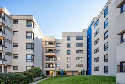 Große 4-Zimmer Wohnung mit Balkon am Zollberg! - Esslingen am Neckar Pliensauvorstadt
