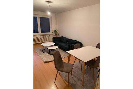 2 Zimmer Wohnung in Hannover mit Balkon & Parkplatz