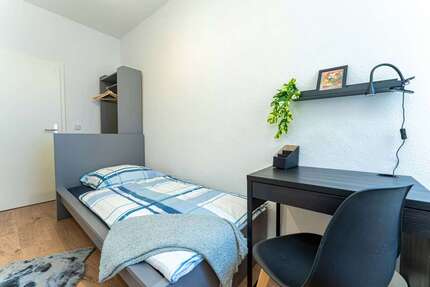 WG-Zimmer in Berlin 620,00 € 7.5 m²