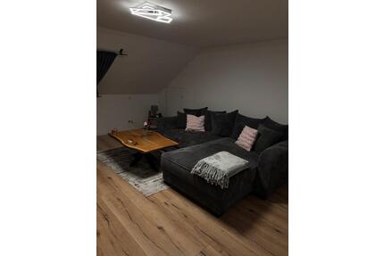 Moderne 2-Zimmer Dachgeschosswohnung in Heilbronn-Frankenbach