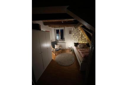 WG Zimmer zu vermieten - 450,00&nbsp;EUR Kaltmiete, ca.&nbsp; 20,00&nbsp;m&sup2; in Schwäbisch Hall (PLZ: 74523)