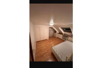 Untermiete 2-Zimmer Wohnung von Juni-September Bremen Hbf