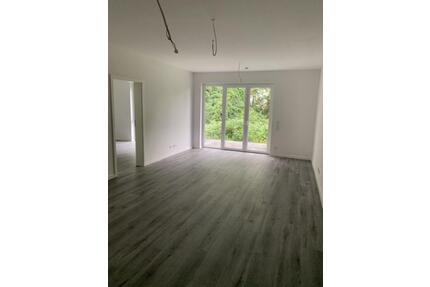 Barrierefreie, helle 3,5-Zimmer Erdgeschosswohnung mit Garten - Freigericht