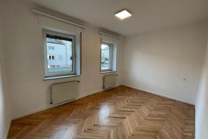 WG-Zimmer ++ Zentralgelegen nähe Campus + mit einem Billiardtisch - Heilbronn