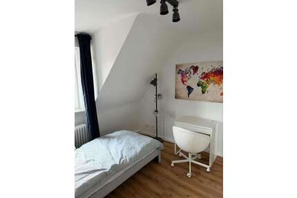 WG-Zimmer in Düsseldorf 700,00 € 15 m²