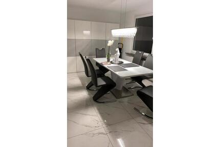 Moderne und Stilvolle 2 Zimmer Dachgeschosswohnung in Bad Vilbel