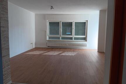 Lichtdurchflutete 3,5 Zimmer Wohnung - Aschaffenburg Damm