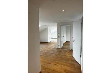 Erstbezug - Moderne 3-Zimmer Wohnung mit Balkon - Neuburg an der Donau