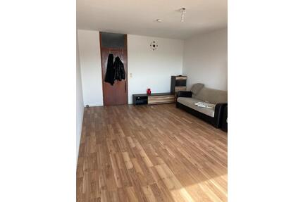 1 Zimmer WG Wohnung in Zwingenberg zu vermieten