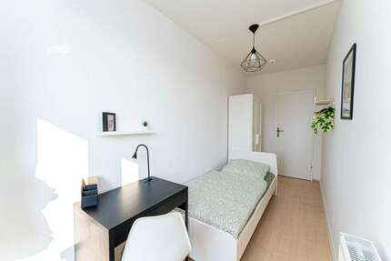 WG-Zimmer in Potsdam 610,00 € 10 m²