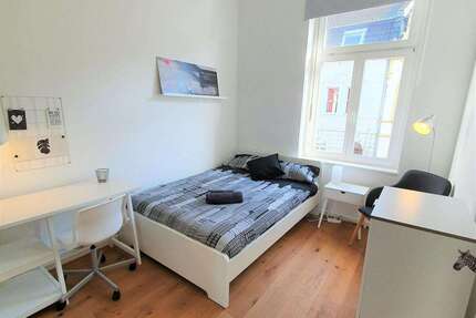 WG-Zimmer in Bonn 560,00 € 9 m²