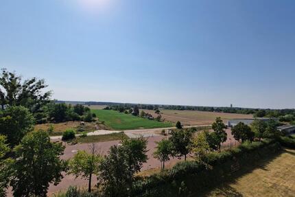 *Aufwachen mit Aussicht + 2 NKM geschenkt – 3 Zimmer mit fantastischem Weitblick* - Aken (Elbe)