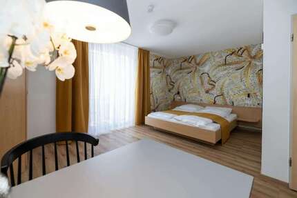 Wohnen auf Zeit in Freiburg im Breisgau 1.499,00 €