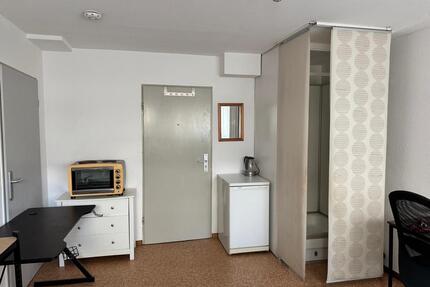 Zimmer nahe Institutsviertel - 500,00&nbsp;EUR Kaltmiete, ca.&nbsp; 24,00&nbsp;m&sup2; in Freiburg im Breisgau (PLZ: 79104) Herdern