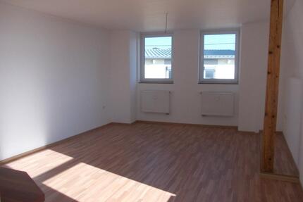 2 Zimmer Wohnung Rengsdorf-Zentrum, Aufzug, Südbalkon
