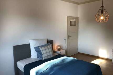 WG-Zimmer in Stuttgart 615,00 € 19 m²