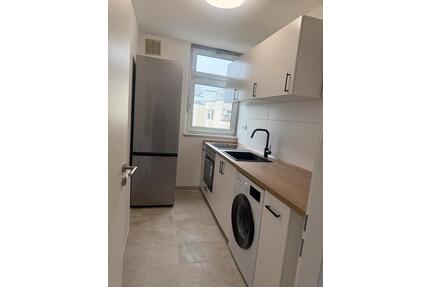 Möbilierte 2 Zimmer Wohnung - 1.350,00&nbsp;EUR Kaltmiete, ca.&nbsp; 50,00&nbsp;m&sup2; in Berlin (PLZ: 12277) Tempelhof-Schöneberg