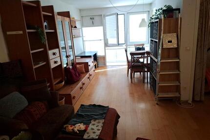 Vermietung Wohnung möbliert 2 Zimmer Regensburg West, BJ 1997