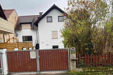 Zwei Zimmer moderne Wohnung mit Einbauküche und Fußbodenheizung - Ranstadt