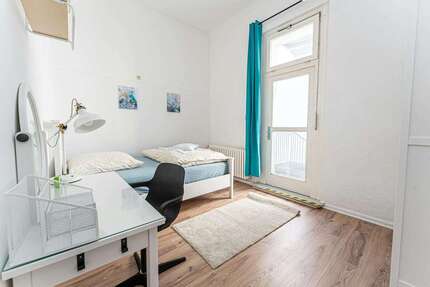 WG-Zimmer in Berlin 680,00 € 12 m²