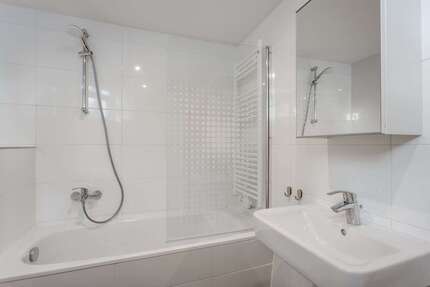 WG-Zimmer in Berlin 1.300,00 € 50 m²