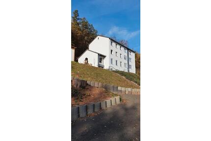 Bad Hersfeld zu vermieten ab März 4 Zimmer Wohnung 100qm