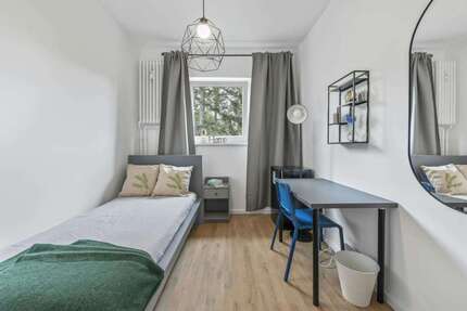 WG-Zimmer in Berlin 650,00 € 8 m²
