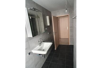 3,5 Zimmer - 85m² - in perfekter Zentraler Lage - Luxuriöses Bad - Oberhausen