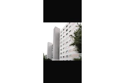 Renovierte 2.5 Zimmer Wohnung in Schwalbach Frankfurt - Viernheim