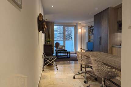 Wohnen auf Zeit in Düsseldorf Stadtmitte 1.400,00 € - Düsseldorf / Stadtmitte