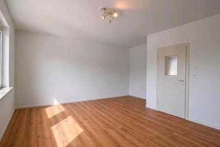 42qm 1-Zim. Wohnung Gewerbefläche - Bremen Lesum frei ab Juni