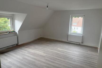 Moderne gut geschnittene 3- Zimmer Dachgeschosswohnung - Herford Falkendiek
