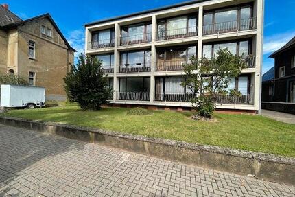 Extravagante, sanierte 3 Zimmer Dachgeschoss Wohnung mit Balkon, Einbauküche, Garage und sensationeller Aussicht - Bottrop