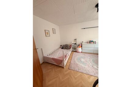 2 Zimmer Wohnung - 1.000,00&nbsp;EUR Kaltmiete, ca.&nbsp; 60,00&nbsp;m&sup2; in Pfungstadt (PLZ: 64319)