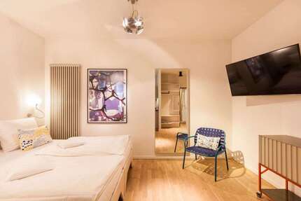 Wohnen auf Zeit in Unterhaching 1.560,00 €