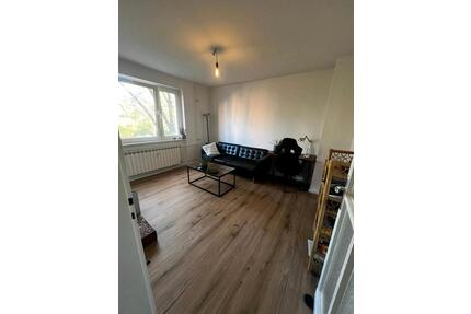 2 Zimmer Wohnung zu vermieten (ab September FÜR 1 JAHR) - Berlin Treptow-Köpenick