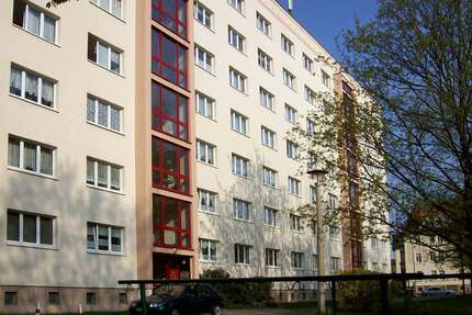 Wohnung zum Mieten in Leipzig 338,54 € 50.18 m²