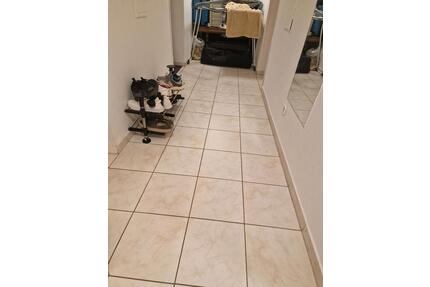 1 Zimmer in 3 Zi. WG - 390,00&nbsp;EUR Kaltmiete, ca.&nbsp; 24,00&nbsp;m&sup2; in Ludwigshafen am Rhein (PLZ: 67069) Edigheim