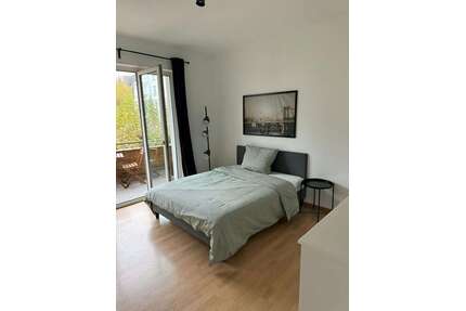 WG-Zimmer in Düsseldorf 799,00 € 25 m²