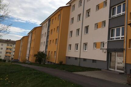 Einladende 3-Zimmer Wohnung mit Balkon! - OHNE Stellplatz - Esslingen am Neckar Oberesslingen