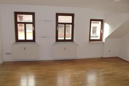 Helle und geräumige 3,5 Zimmer Wohnung in Lommatzsch ab sofort zu vermieten