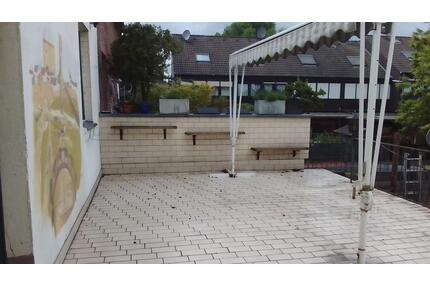 3-Zimmer Wohnung in Moers - 1.000,00&nbsp;EUR Kaltmiete, ca.&nbsp; 100,00&nbsp;m&sup2; in Moers (PLZ: 47441)