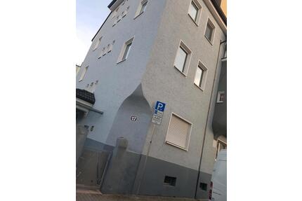 5 Zimmer Wohnung - 1.200,00&nbsp;EUR Kaltmiete, ca.&nbsp; 130,00&nbsp;m&sup2; in Weiden in der Oberpfalz (PLZ: 92637)